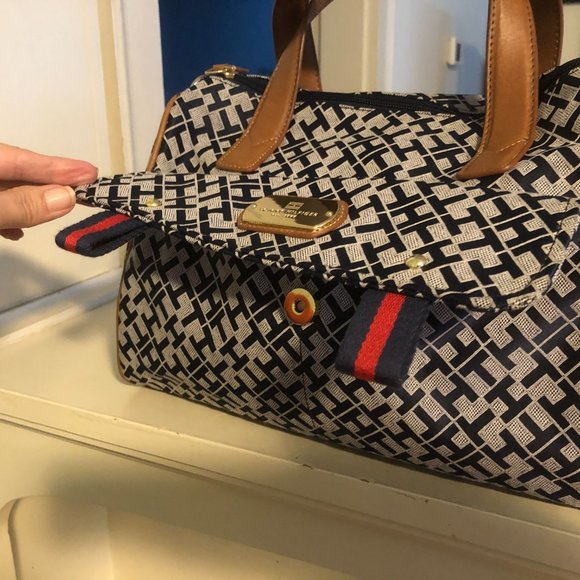 Tommy Hilfiger handbag (12"w x 8"h x ~5"d) - Picture 8 of 9